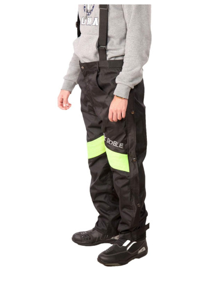 Cubre pantalon de moto marca XXDoble