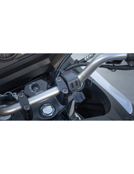SOPORTE MOVIL USB-TREK CARGADOR USB DOBLE TOMA RESISTENTE AGUA