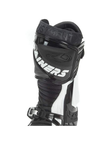 BOTA RACING RAINERS MODELO 999-BN