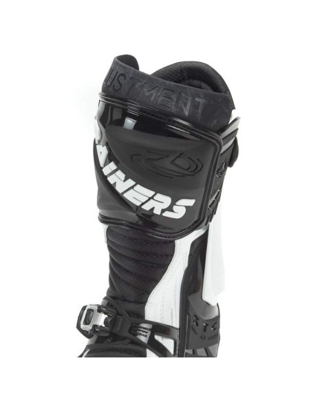 BOTA RACING RAINERS MODELO 999-BN
