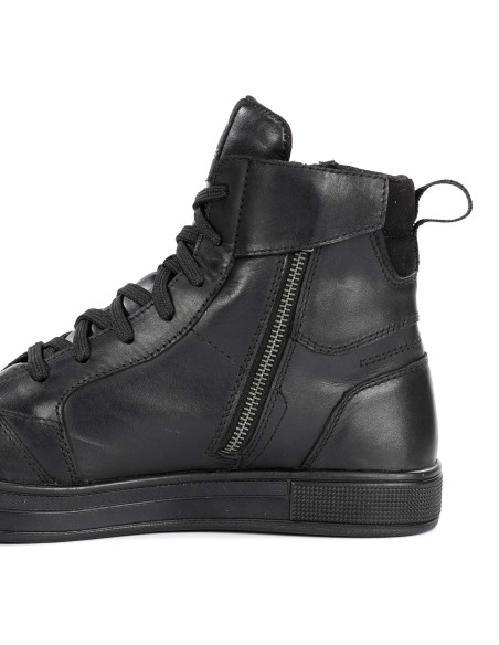 BOTAS TOURING RAINERS Modelo T400-N Negras